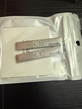 CHANEL Silver Crystal CC Logo Hair Barrettes - Pair